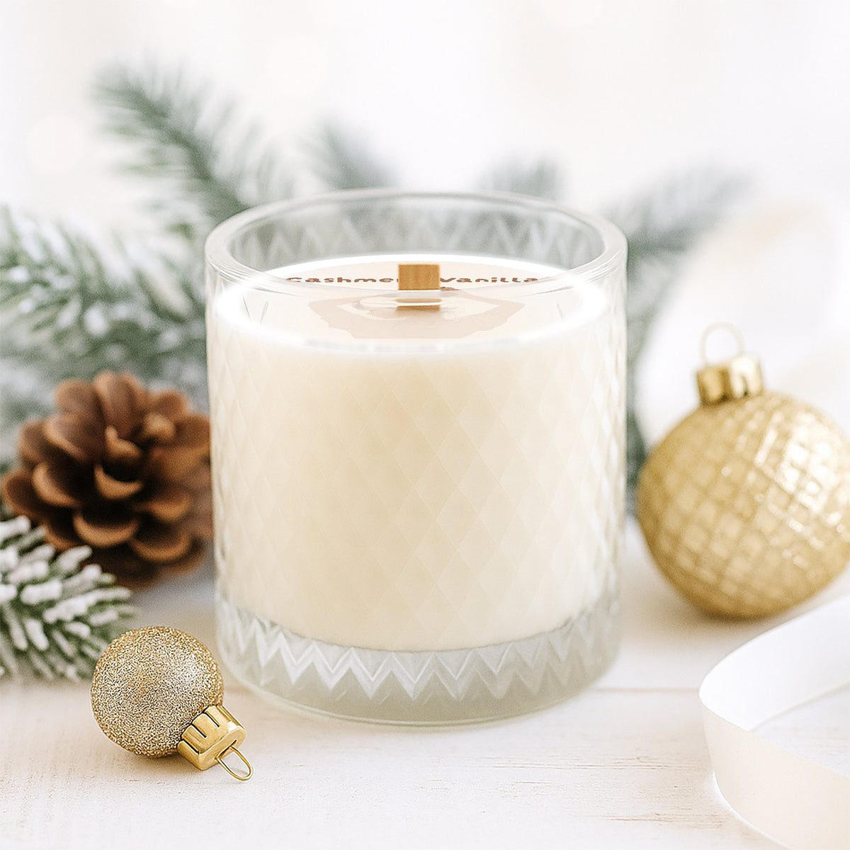Cashmere Vanilla 15 oz Candle